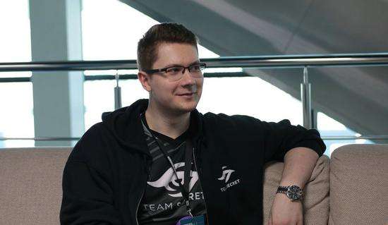 与伦比的球 与伦比的球